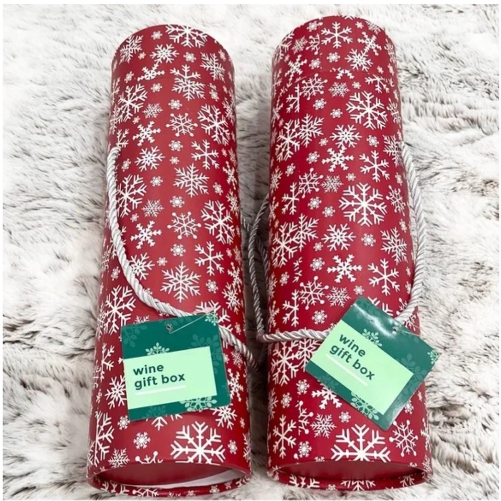 Happy Home Two Wine Gift Boxes with Rope Handle NWT